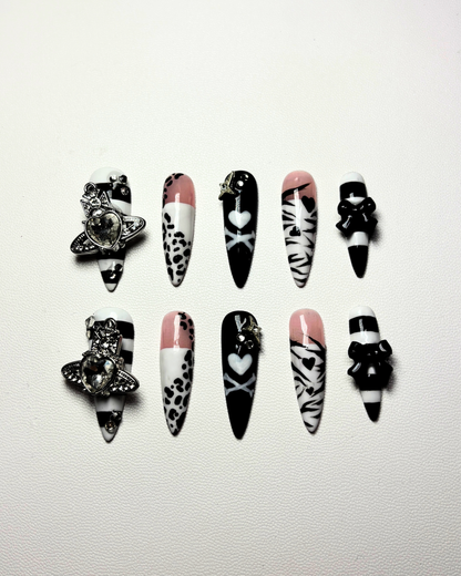 NOCTURA Press-On-Nails