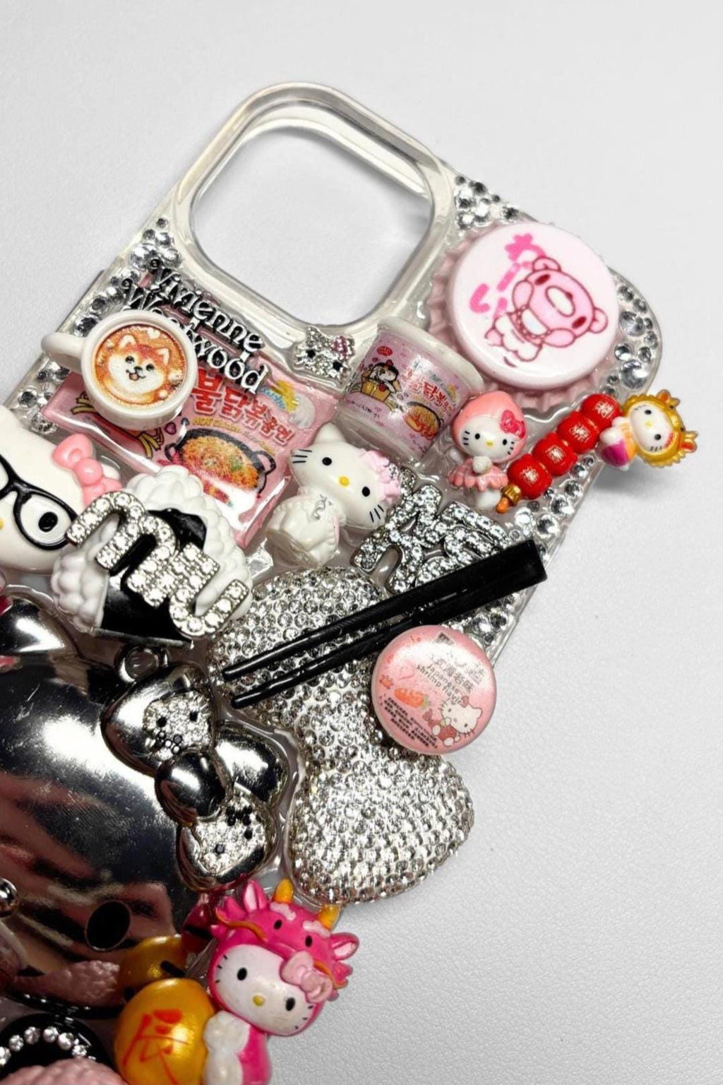 TOKYO TRINKETS - phone case